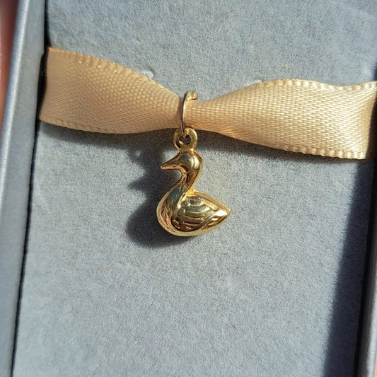 9ct Yellow Gold Swan Charm - 9k 375 Pendants